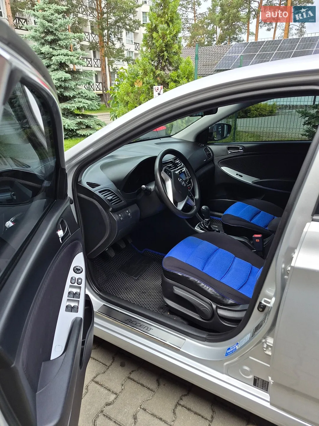 2011 Hyundai Accent - мініатюра 8