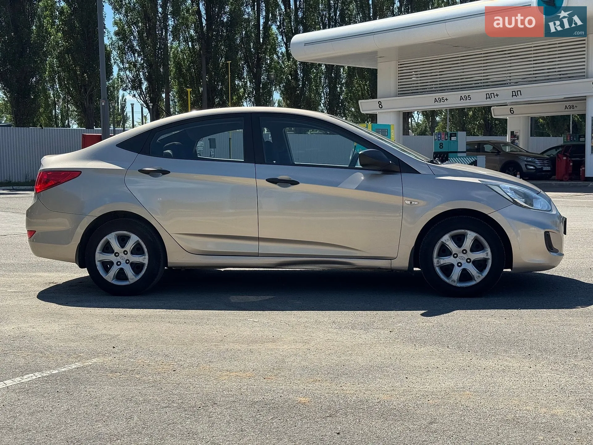 2011 Hyundai Accent - мініатюра 4