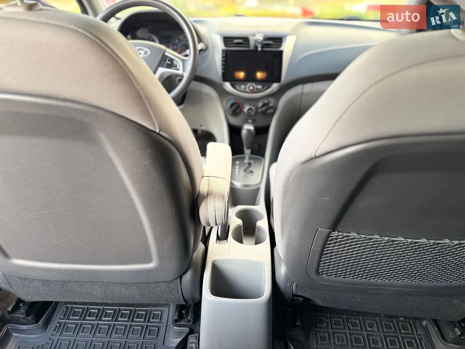 2016 Hyundai Accent - мініатюра 19
