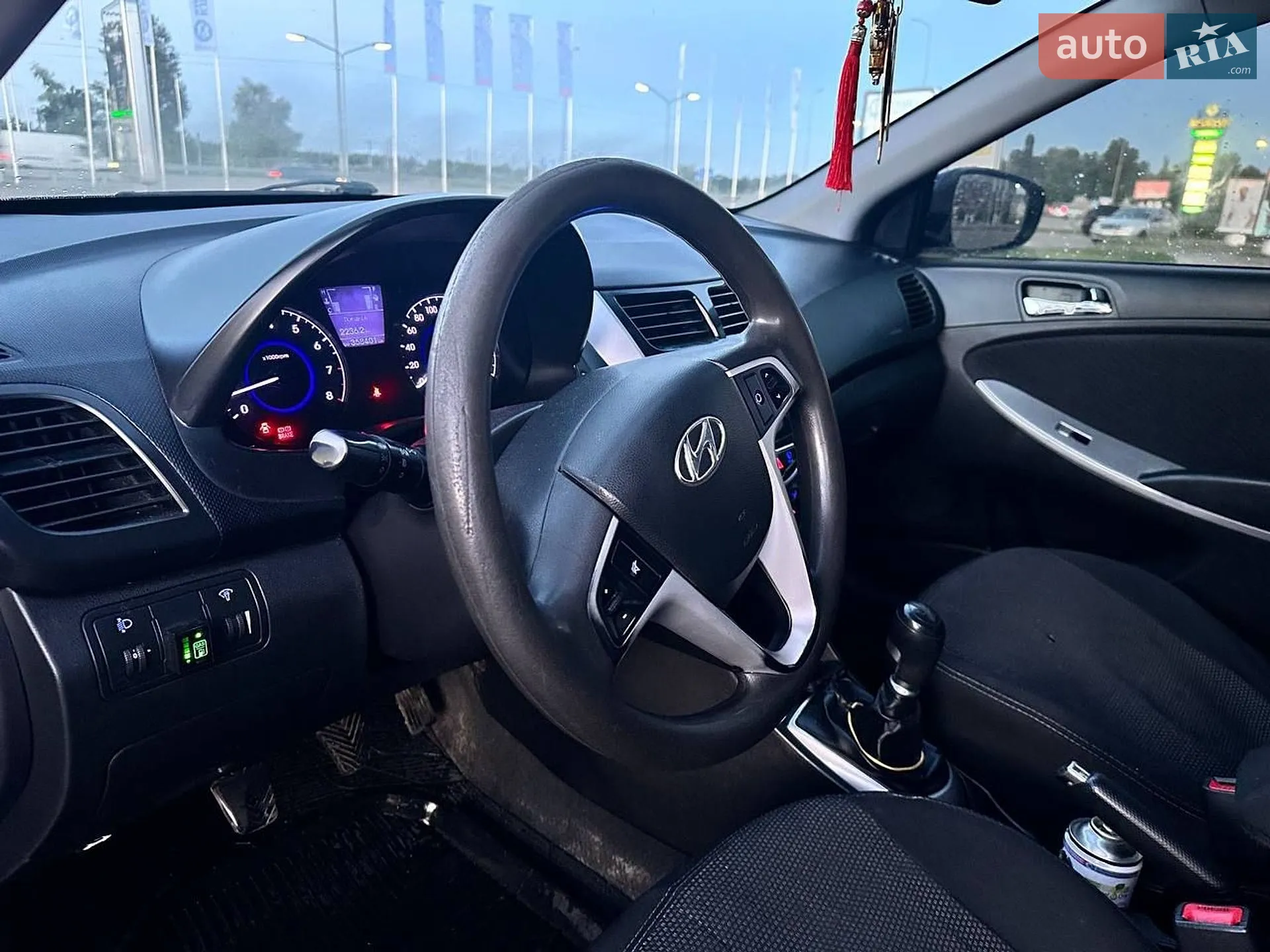 2012 Hyundai Accent - мініатюра 3
