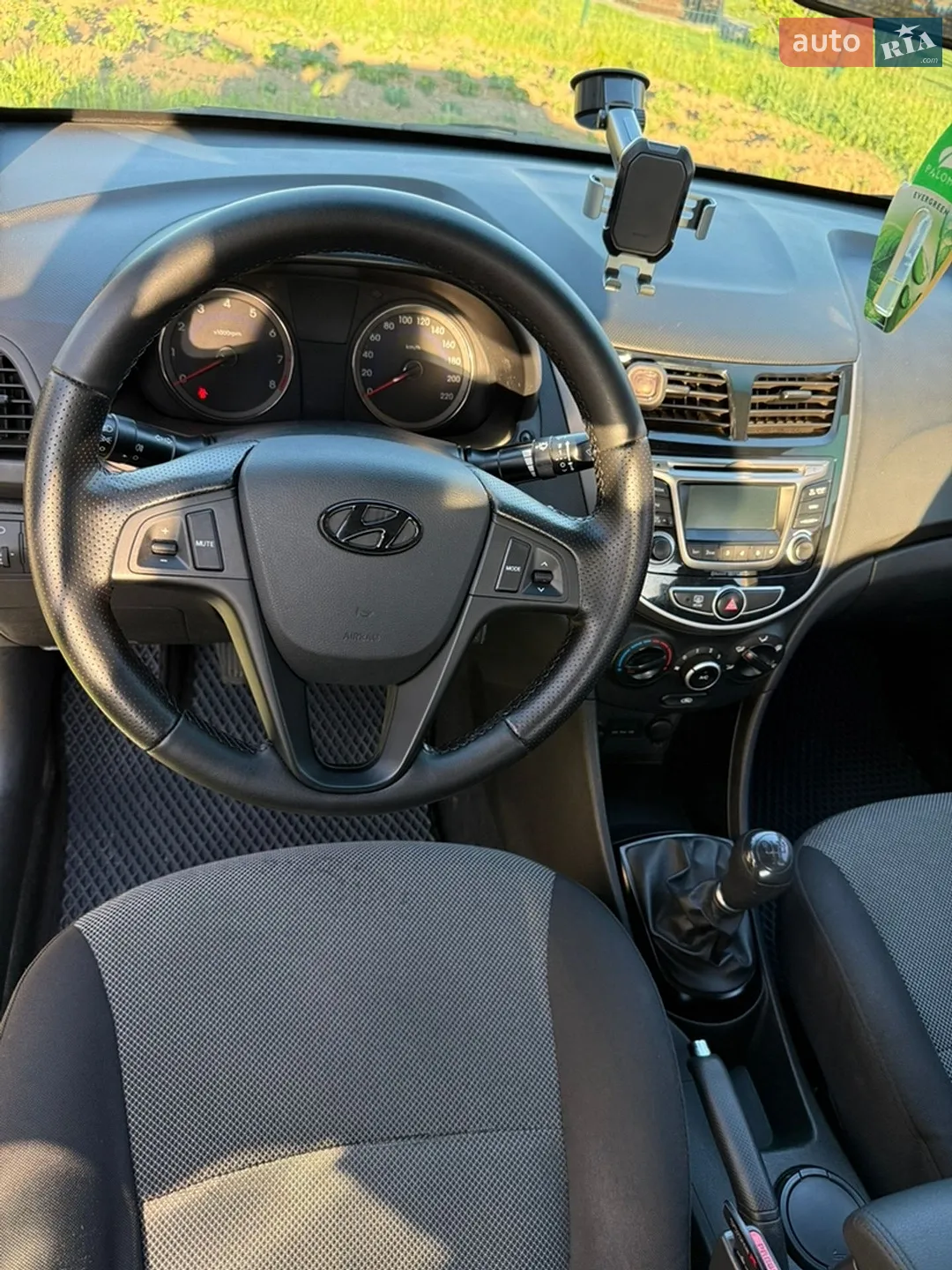 2013 Hyundai Accent - мініатюра 8