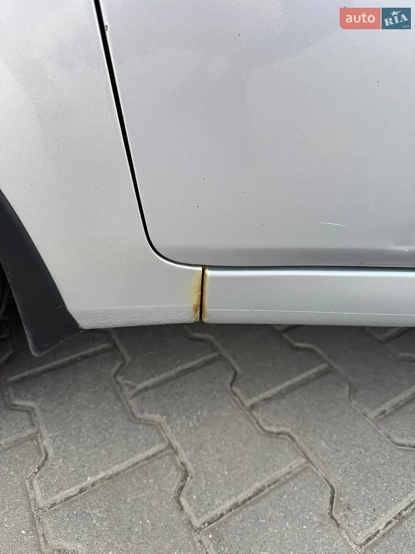 2011 Hyundai Accent - мініатюра 8