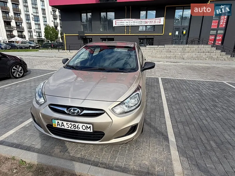 Hyundai Accent