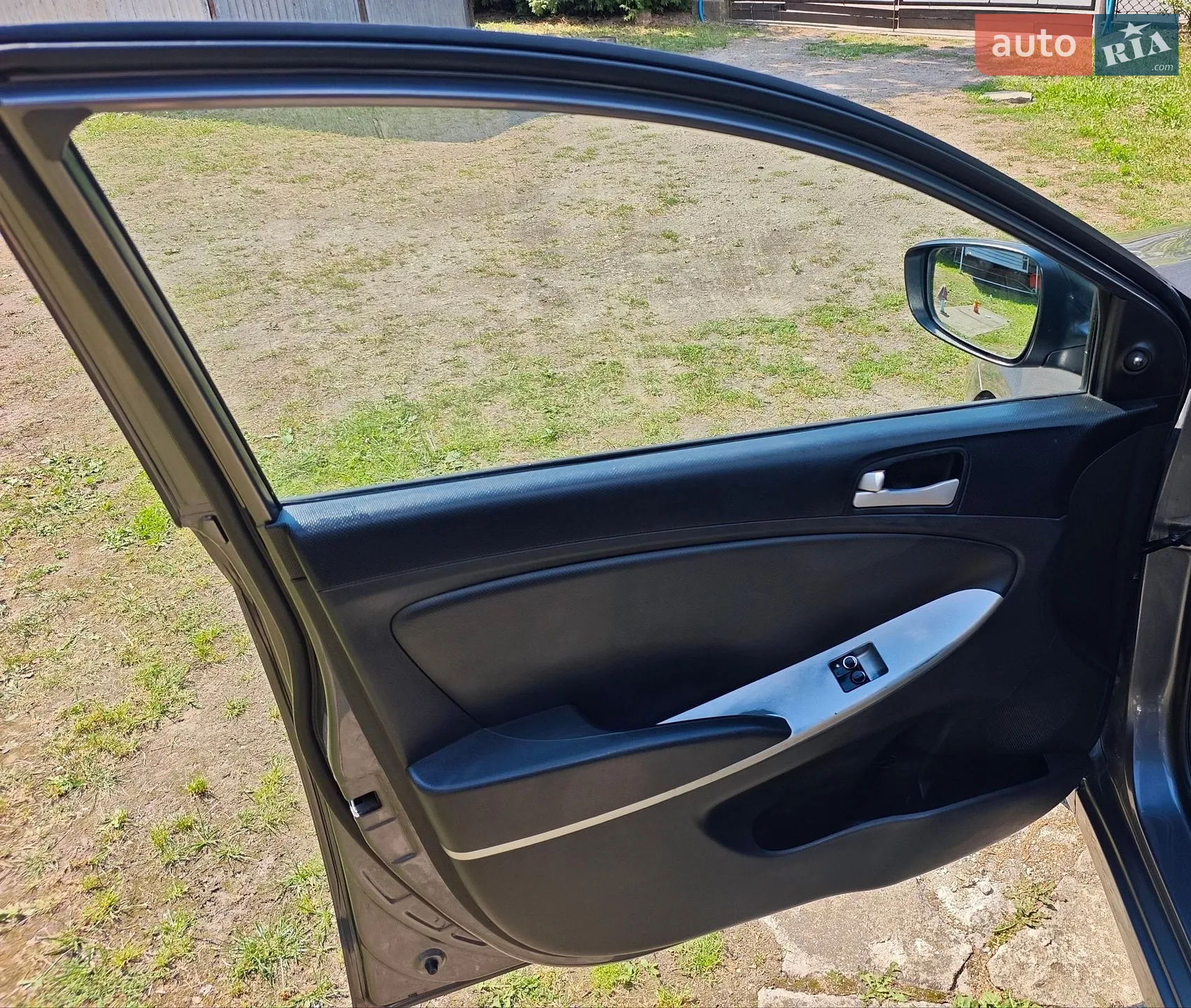2012 Hyundai Accent - мініатюра 9