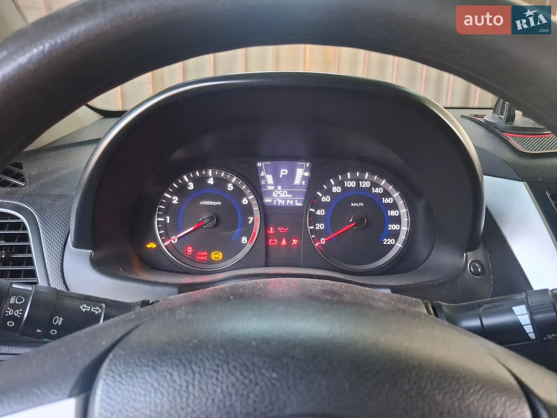 2011 Hyundai Accent - мініатюра 3