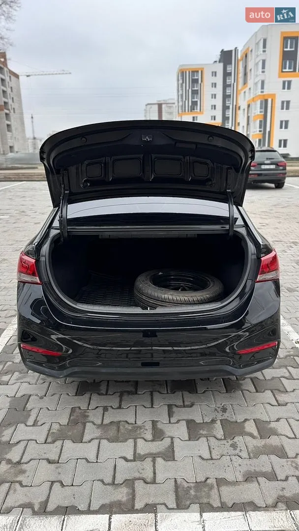 2017 Hyundai Accent - мініатюра 16