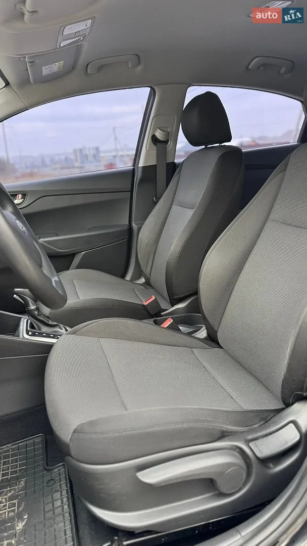 2017 Hyundai Accent - мініатюра 18