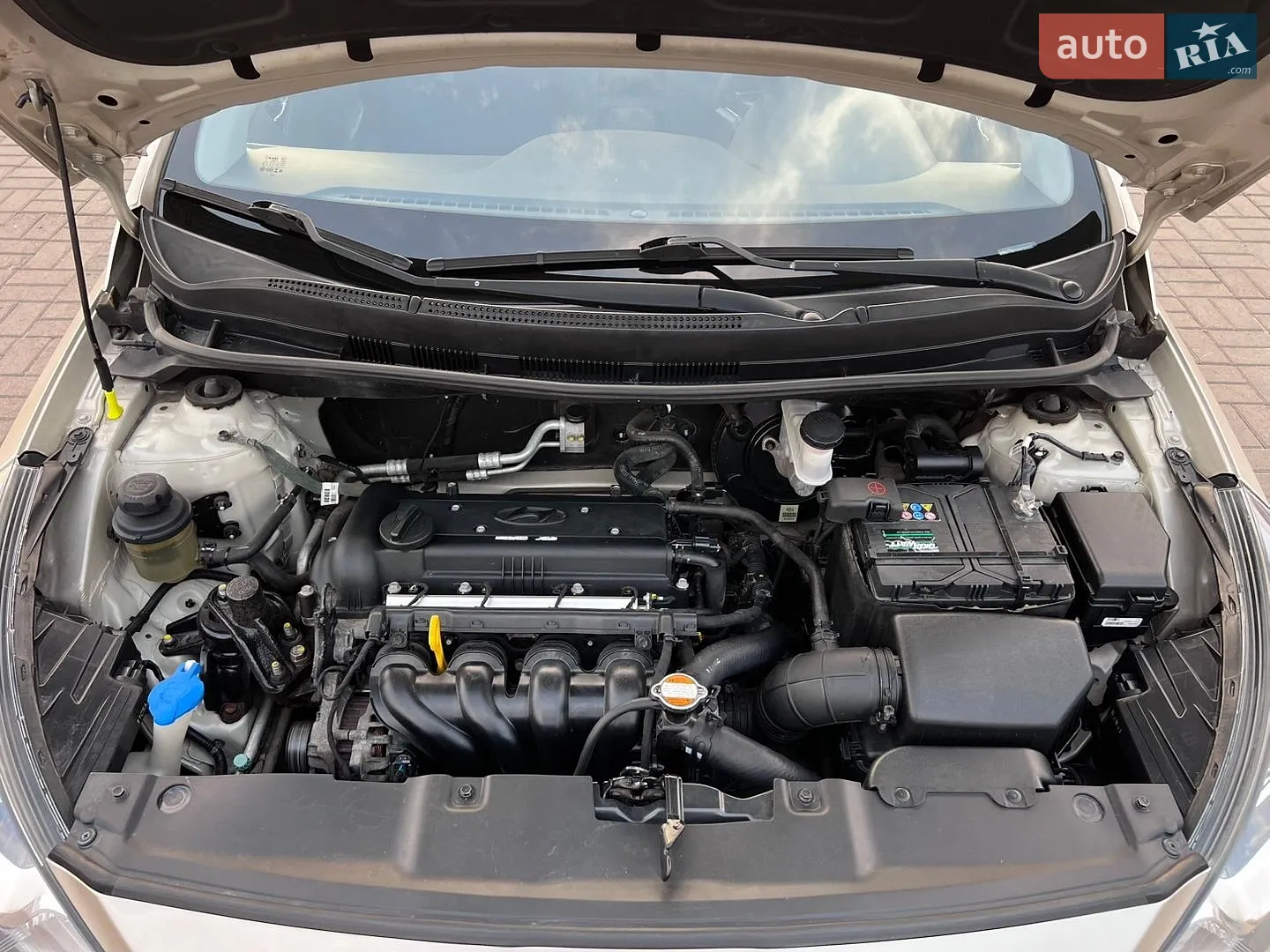 2012 Hyundai Accent - мініатюра 24