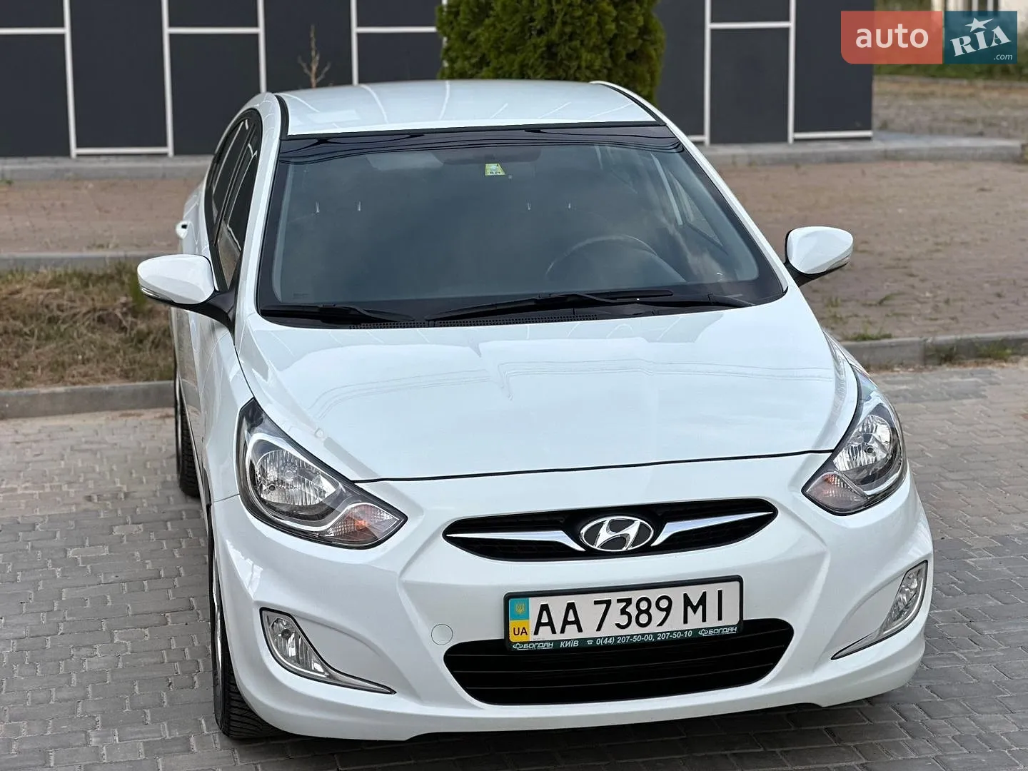 2012 Hyundai Accent - мініатюра 11