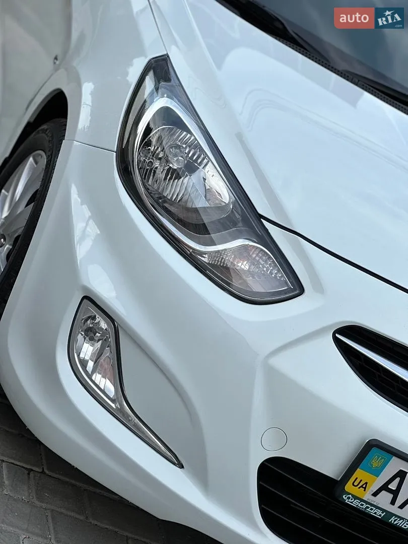 2012 Hyundai Accent - мініатюра 15