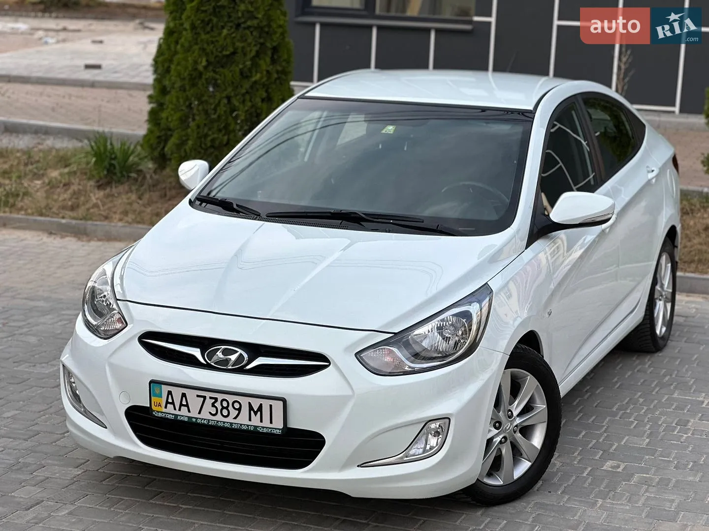 2012 Hyundai Accent - фото 1