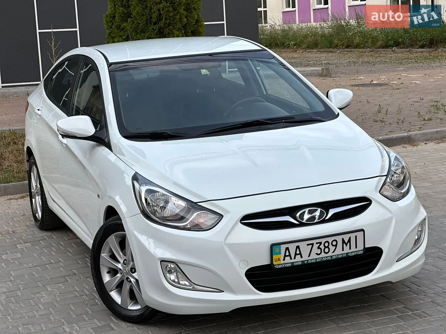 2012 Hyundai Accent - мініатюра 32