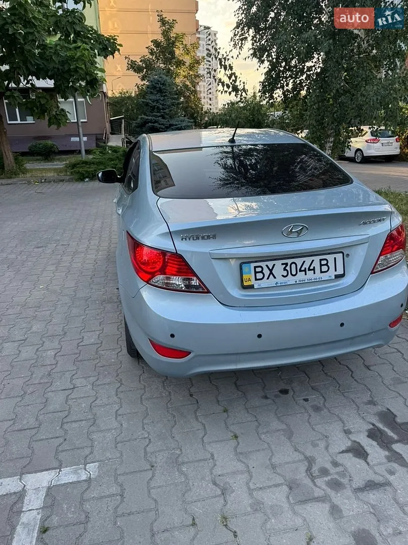 2012 Hyundai Accent - мініатюра 5