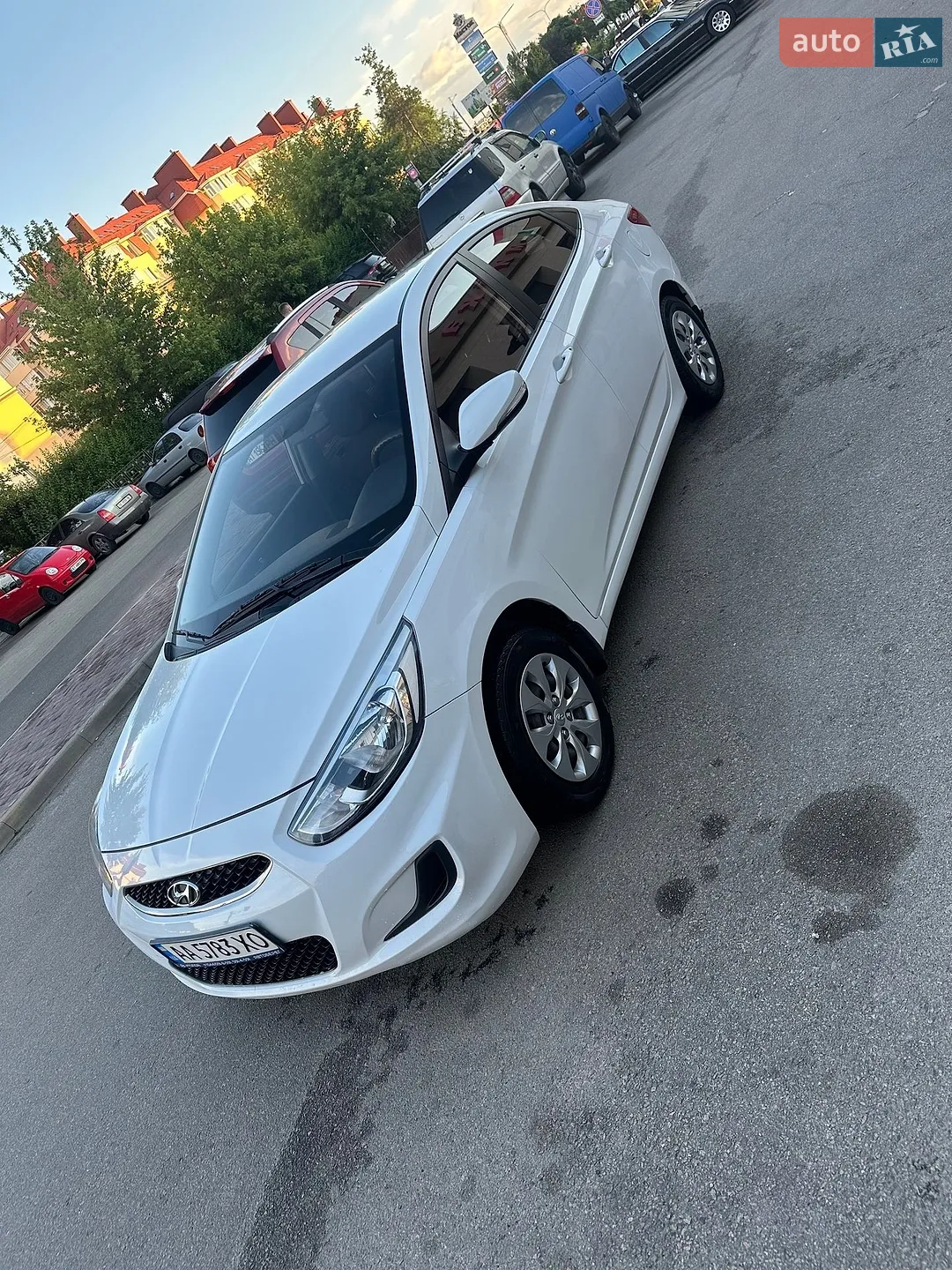 2019 Hyundai Accent - фото 1