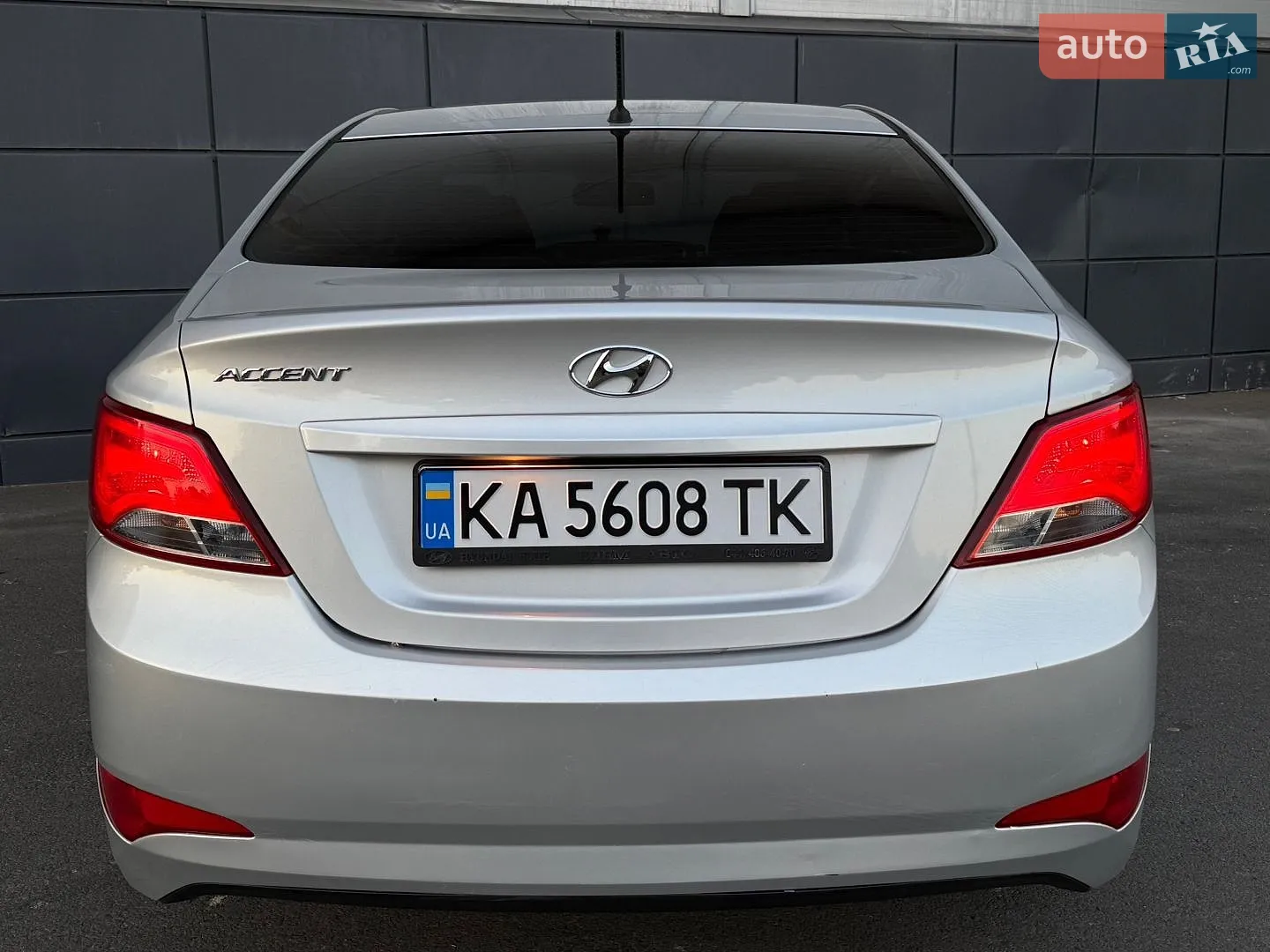 2016 Hyundai Accent - мініатюра 12
