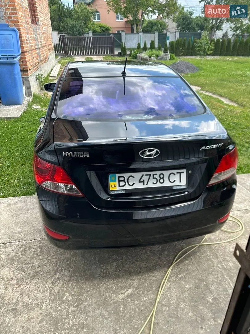 2012 Hyundai Accent - мініатюра 6