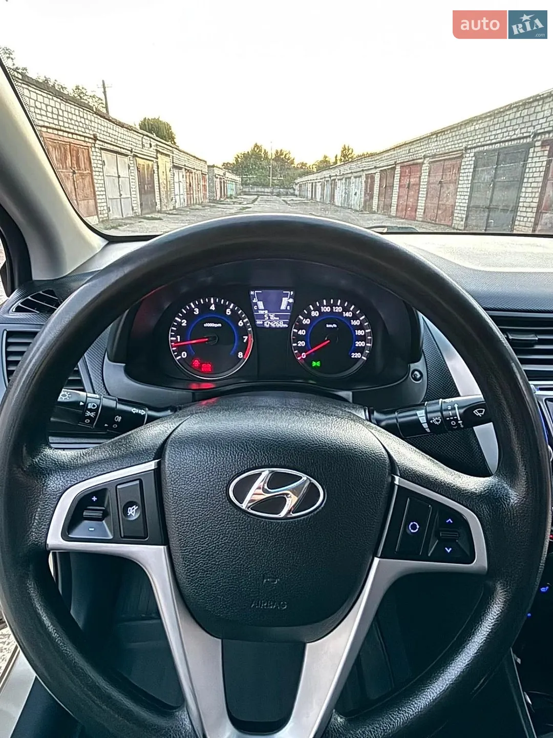 2014 Hyundai Accent - мініатюра 9