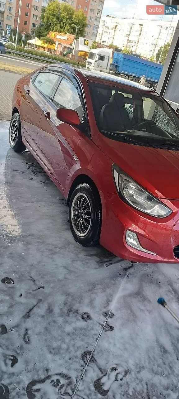 2011 Hyundai Accent - мініатюра 8