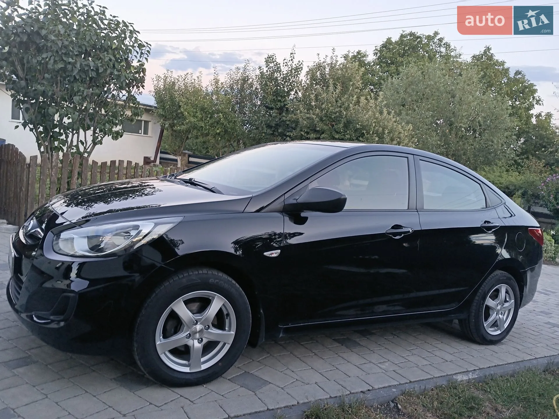 2012 Hyundai Accent - мініатюра 4