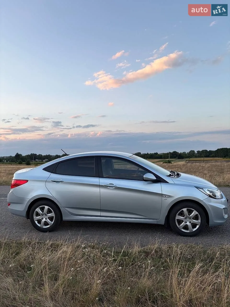 2012 Hyundai Accent - мініатюра 13