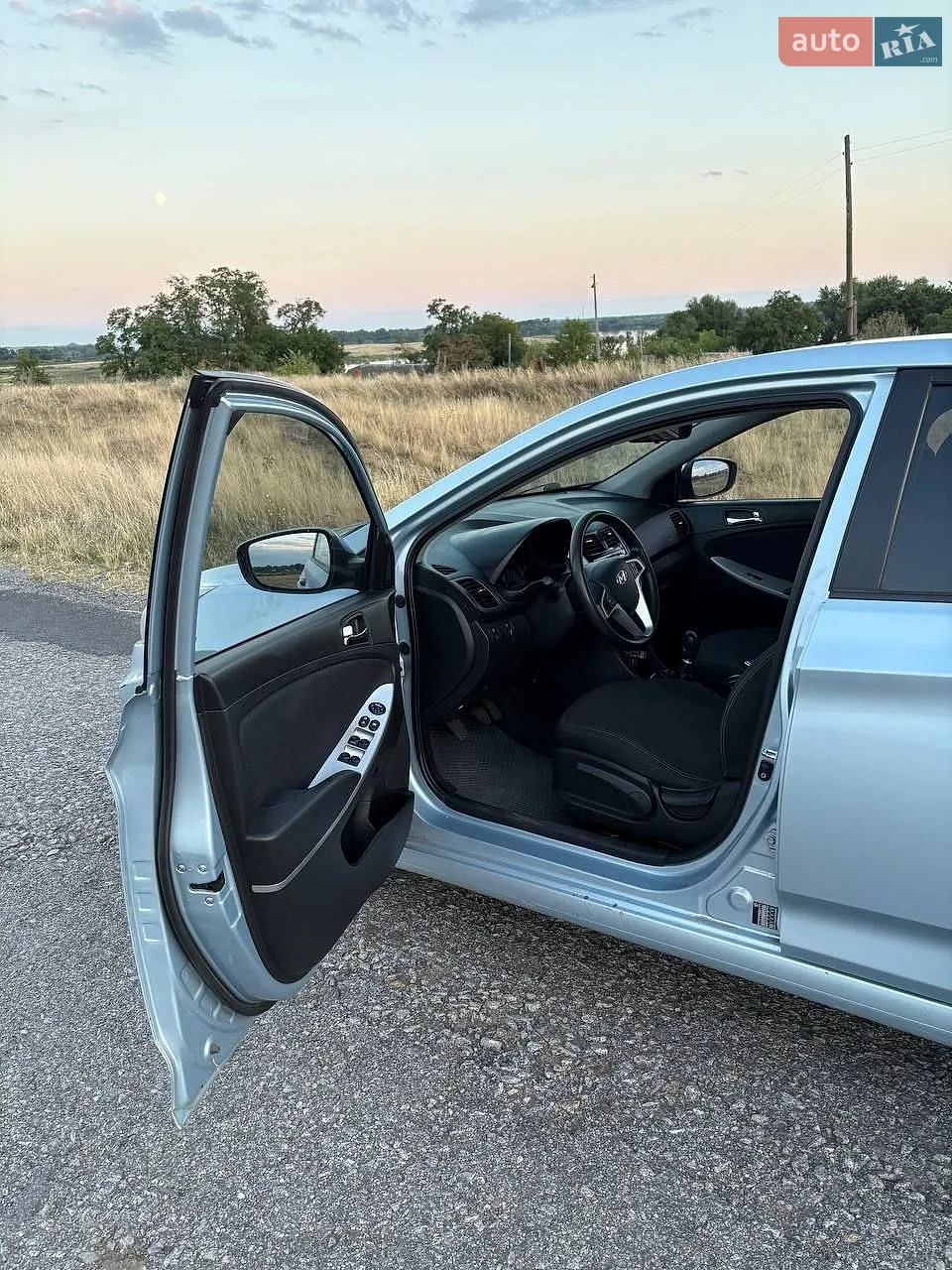 2012 Hyundai Accent - мініатюра 3