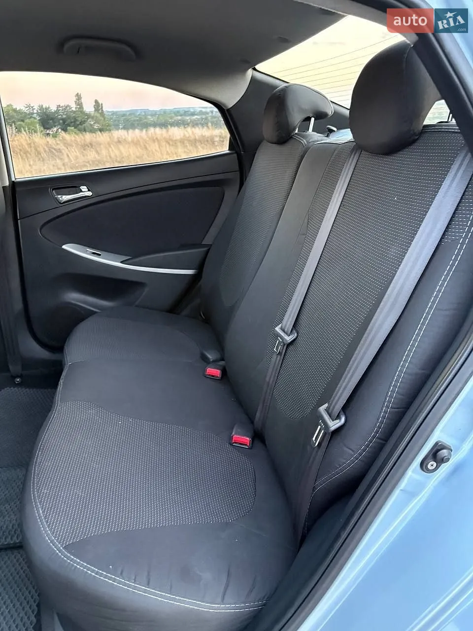2012 Hyundai Accent - мініатюра 8