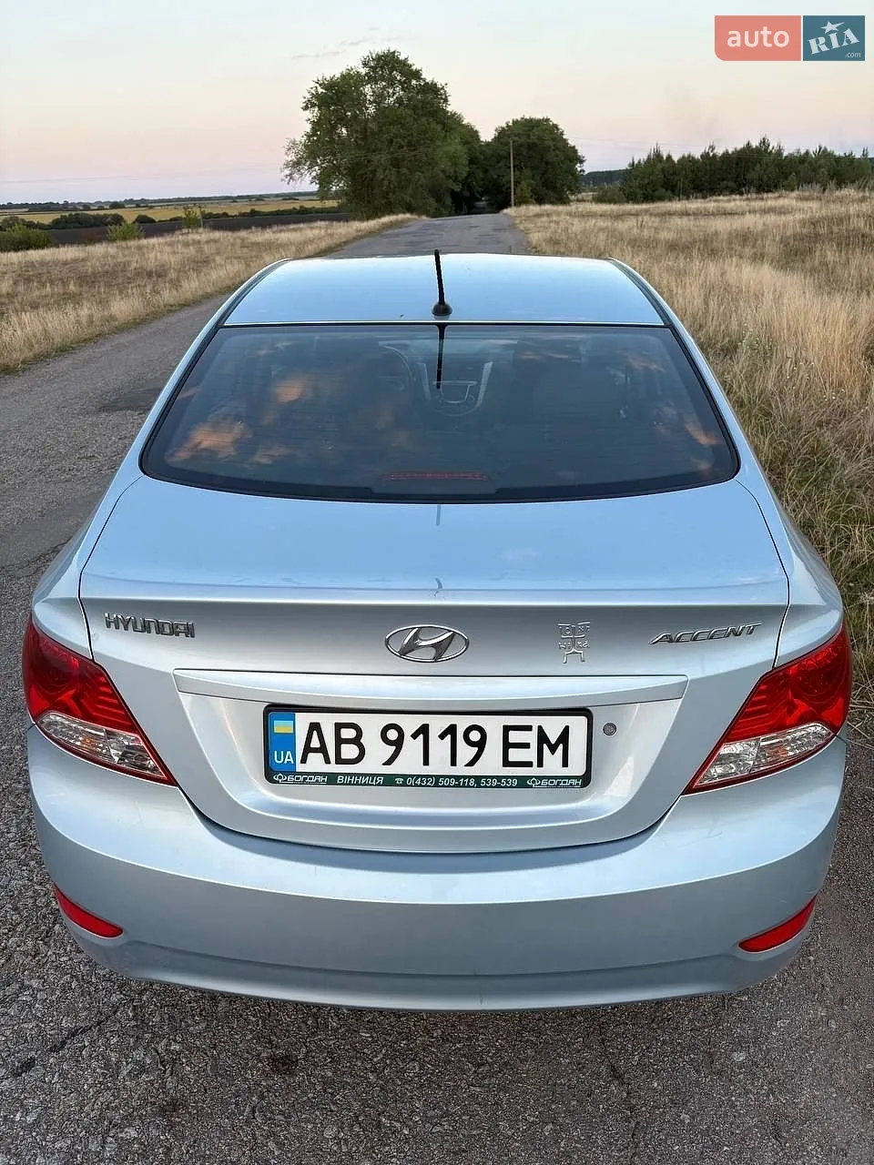2012 Hyundai Accent - мініатюра 11