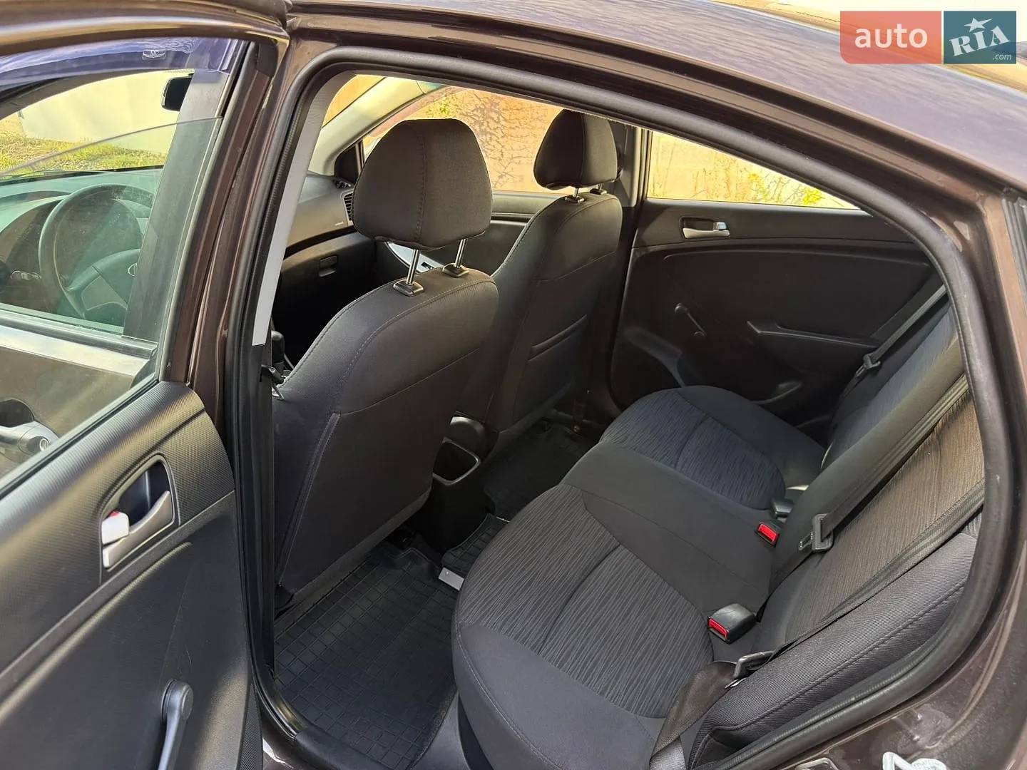 2016 Hyundai Accent - мініатюра 18