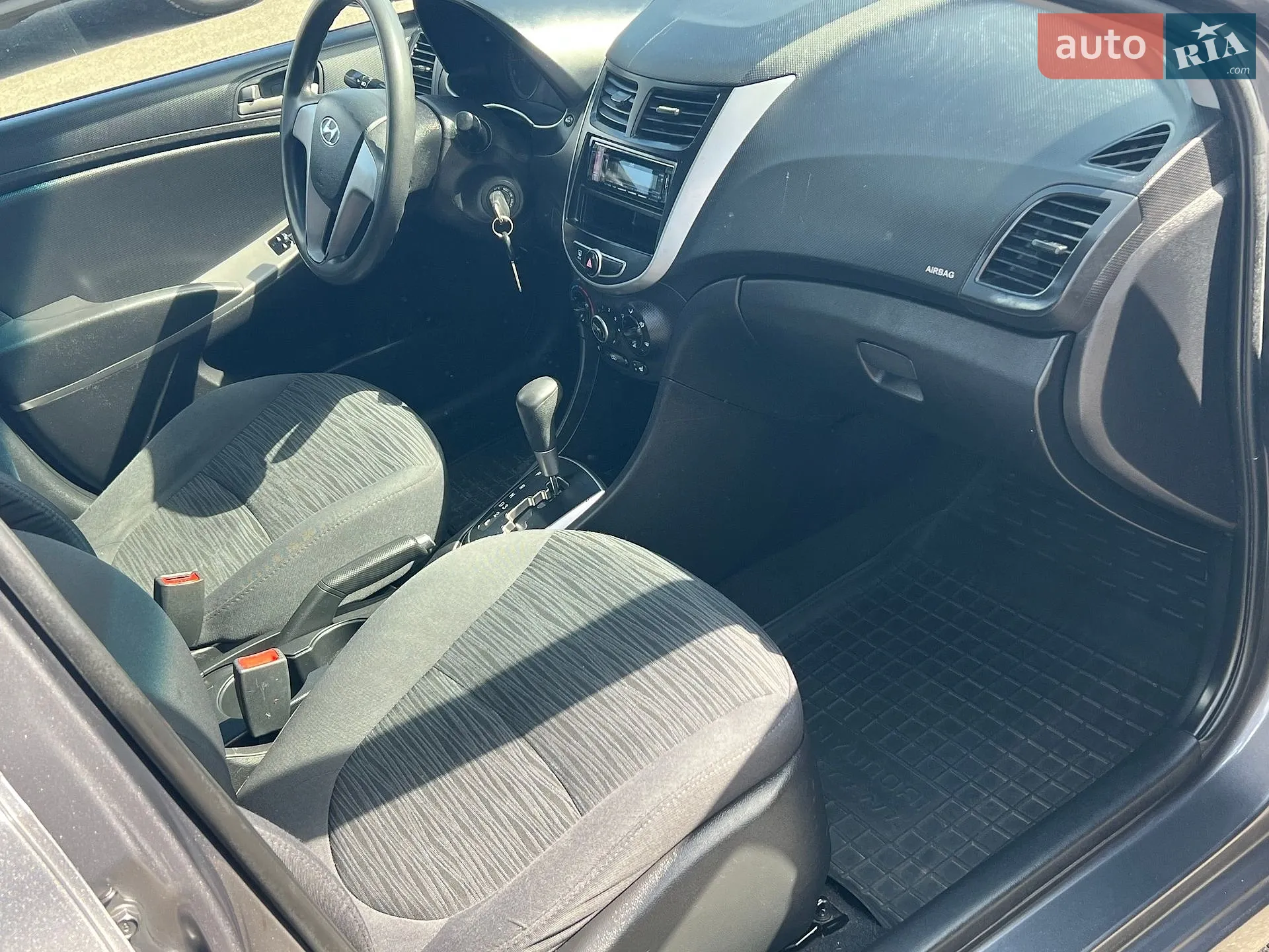 2016 Hyundai Accent - мініатюра 6