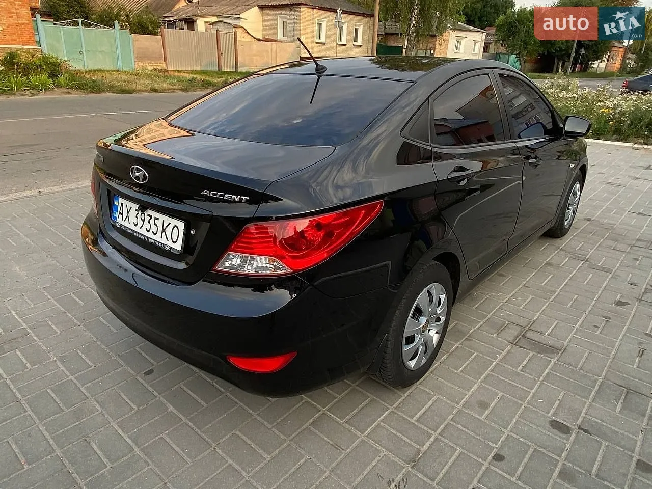 2011 Hyundai Accent - мініатюра 4