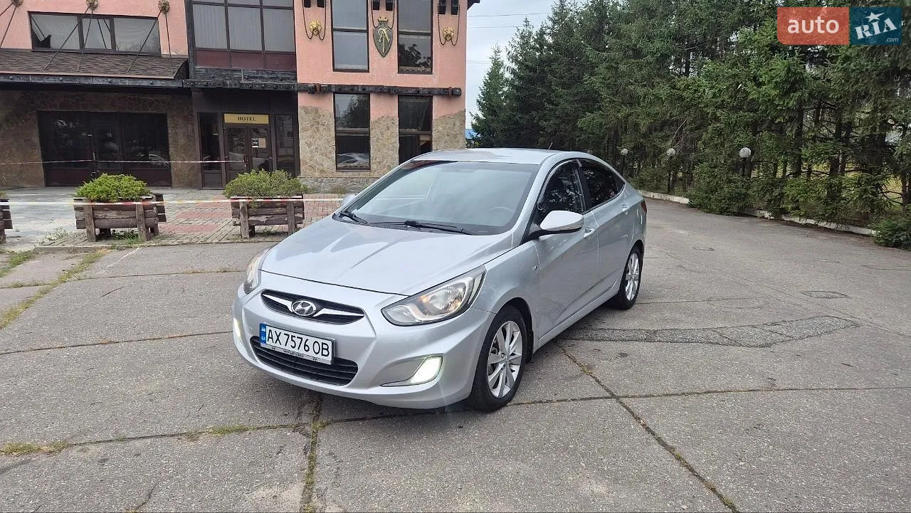 2011 Hyundai Accent - мініатюра 4