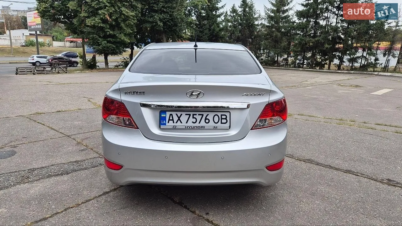 2011 Hyundai Accent - мініатюра 17