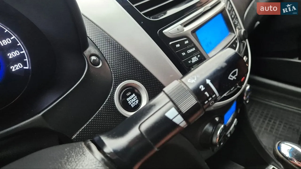 2011 Hyundai Accent - мініатюра 35