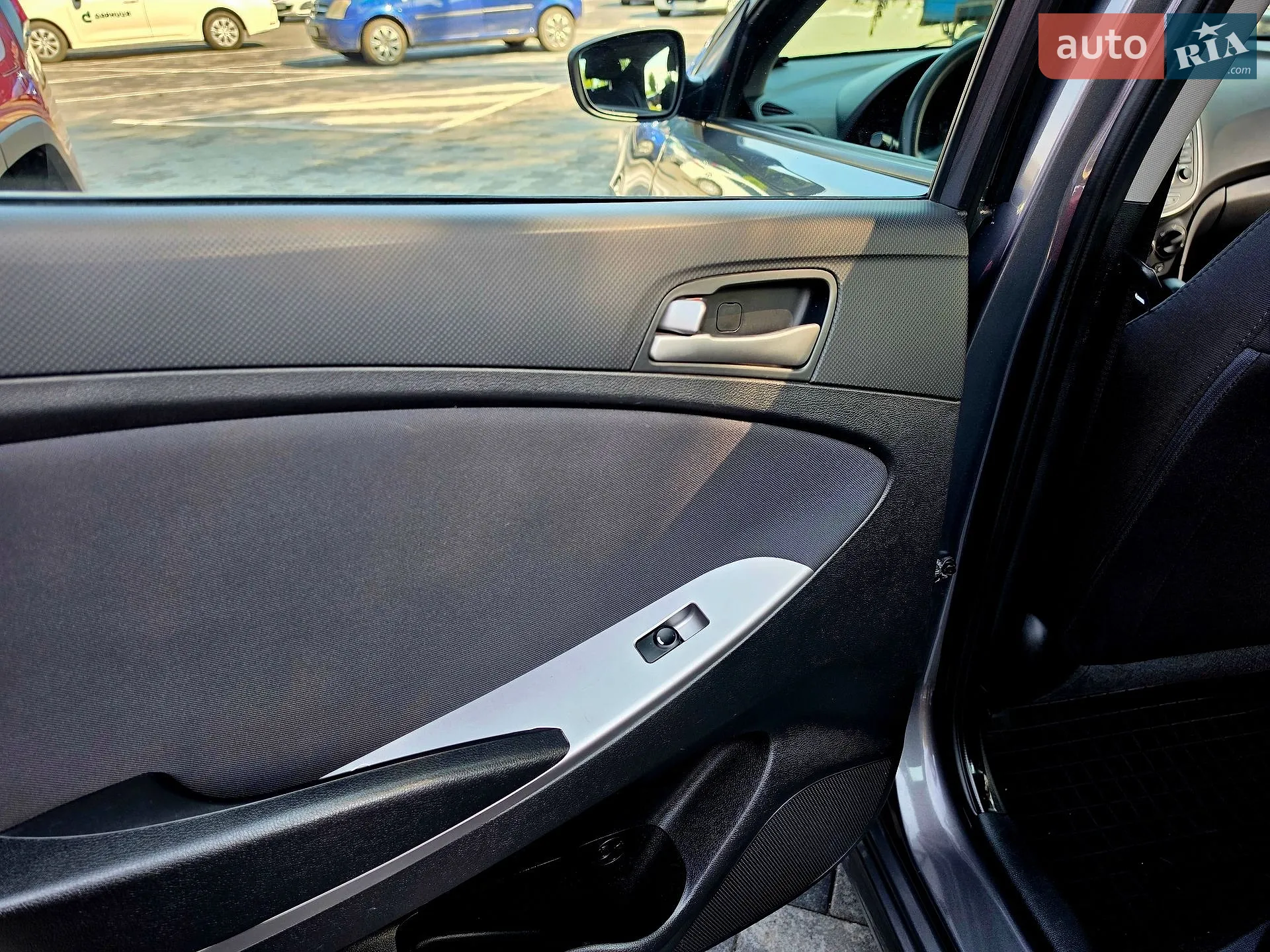 2016 Hyundai Accent - мініатюра 20