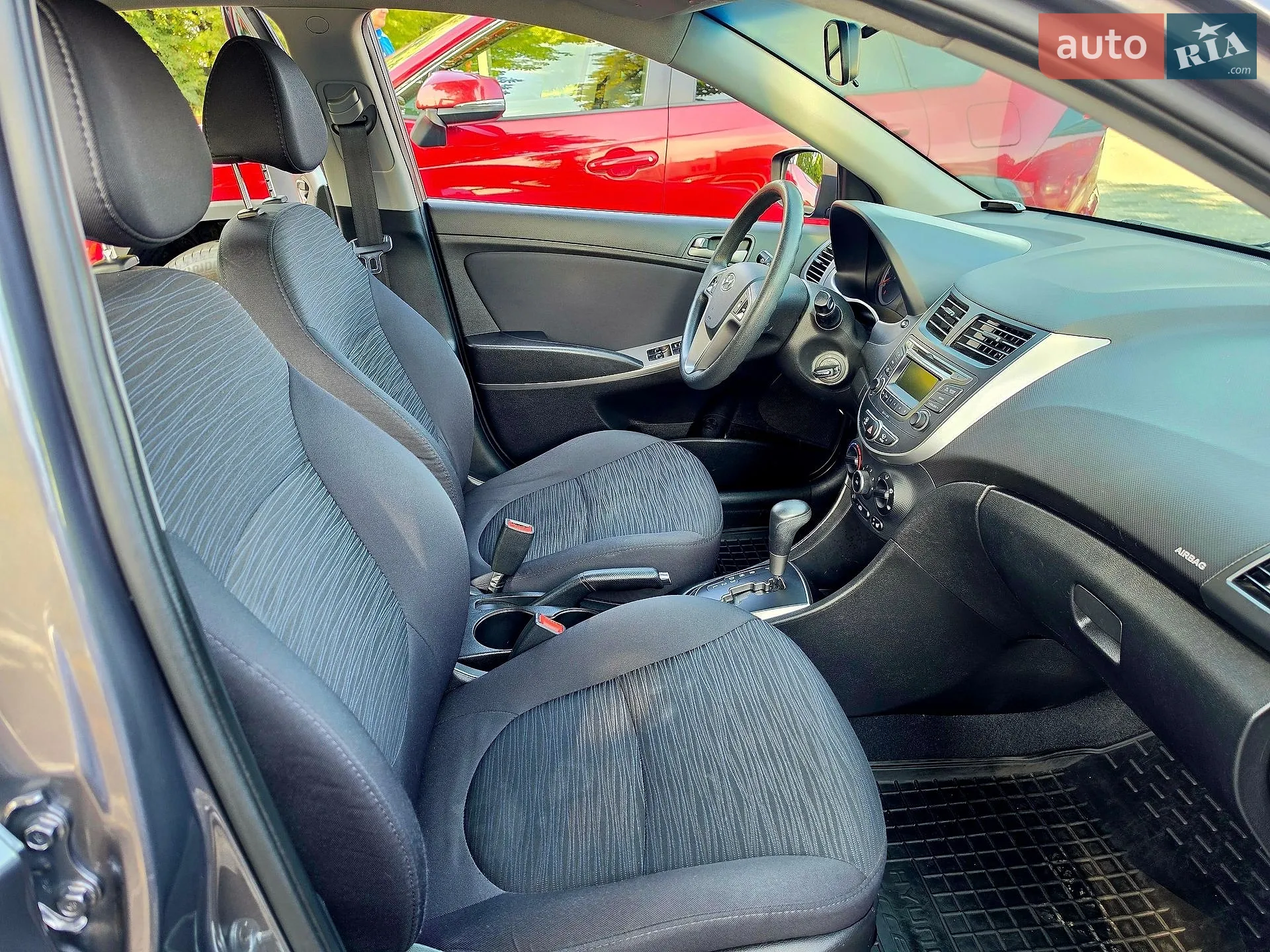 2016 Hyundai Accent - мініатюра 23