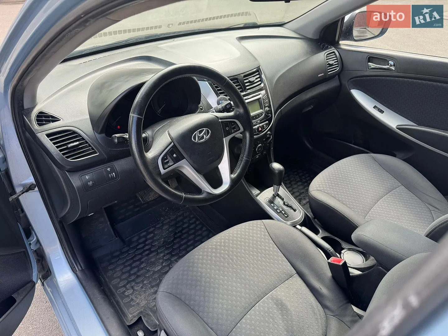 2012 Hyundai Accent - мініатюра 14