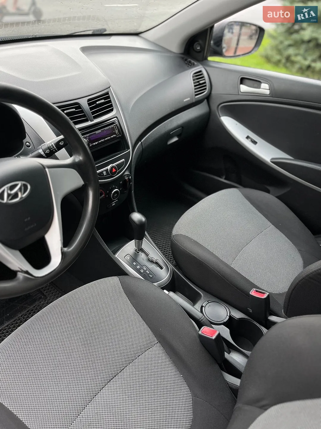 2011 Hyundai Accent - мініатюра 5