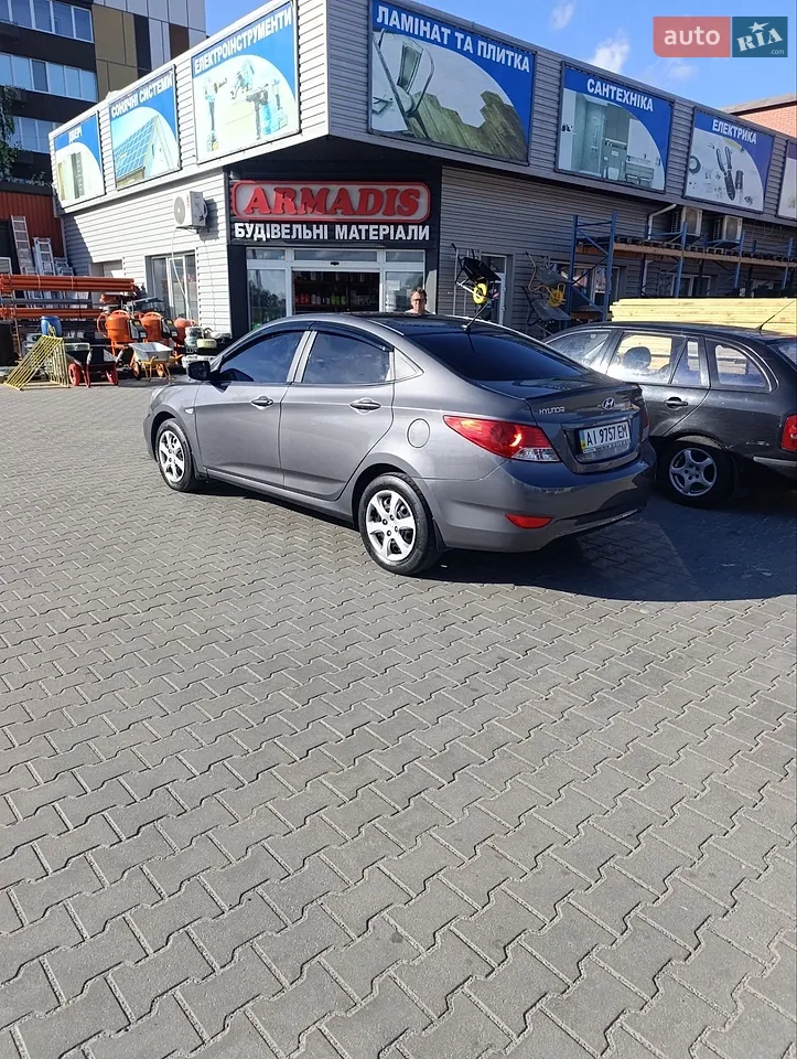 2011 Hyundai Accent - мініатюра 5