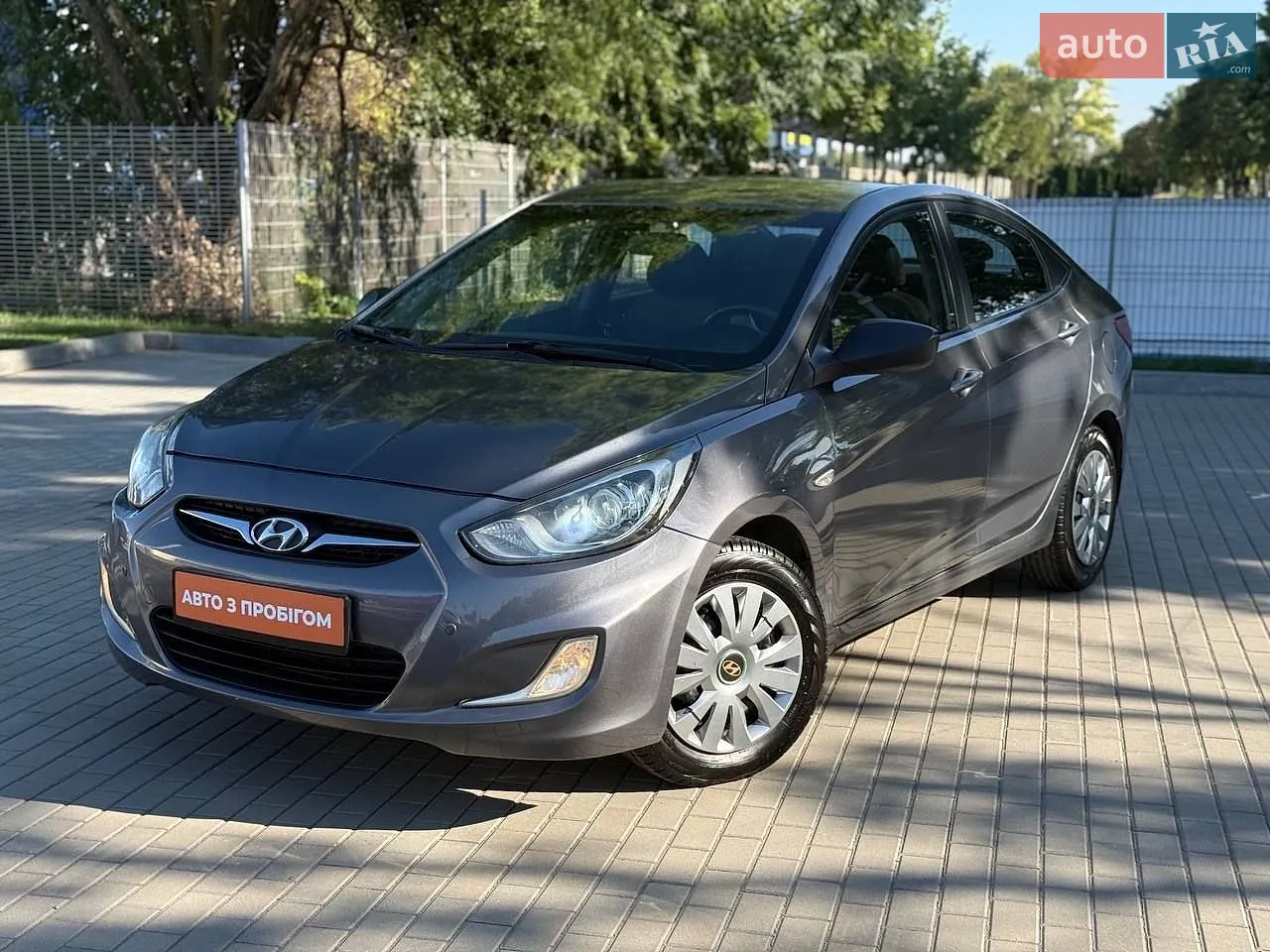2011 Hyundai Accent - мініатюра 2