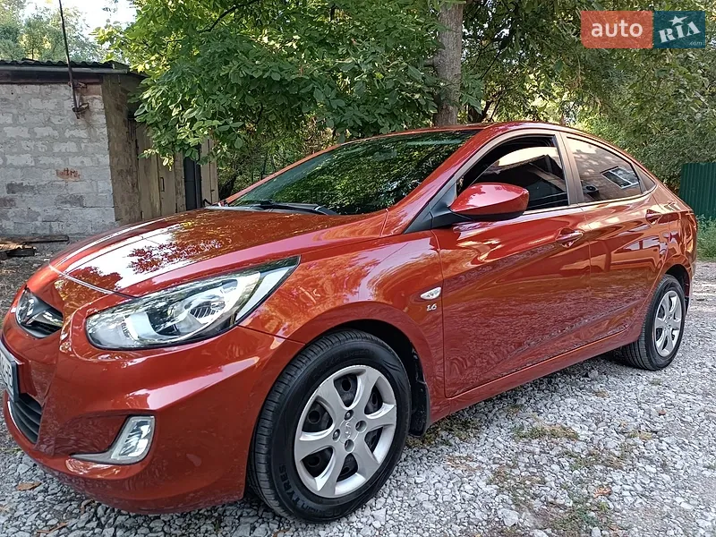 Hyundai Accent