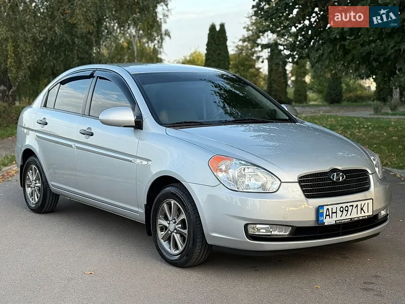 Hyundai Accent