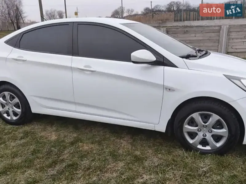 Hyundai Accent