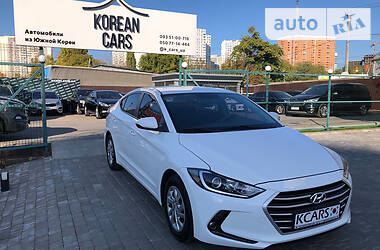 Седан Hyundai Avante 2016 в Одессе