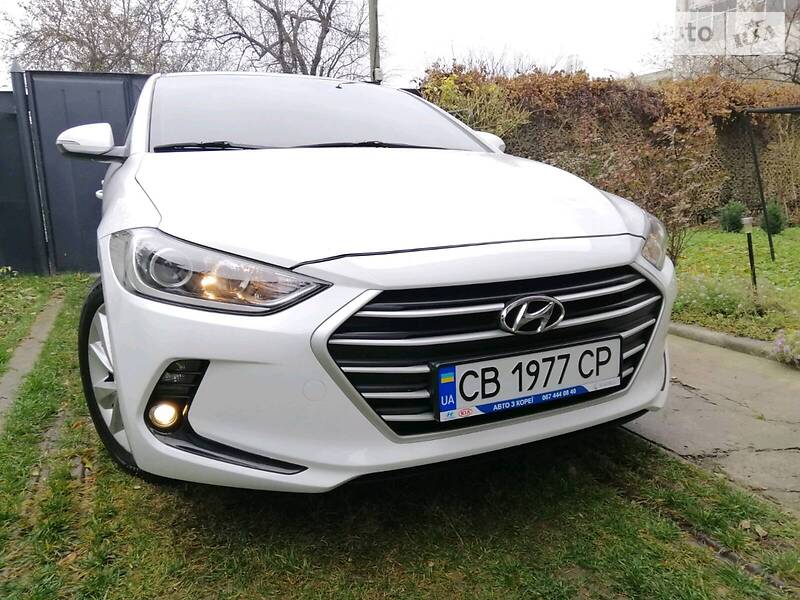 Седан Hyundai Avante 2016 в Чернігові