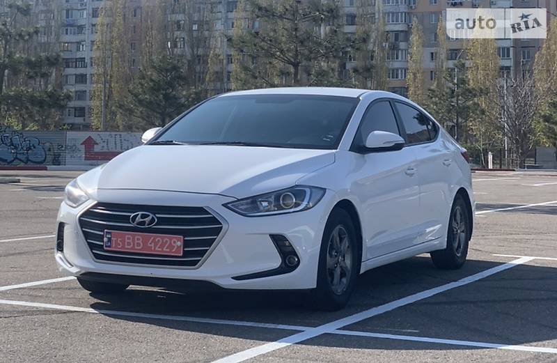 Седан Hyundai Avante 2016 в Миколаєві