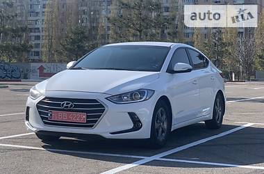 Седан Hyundai Avante 2016 в Миколаєві