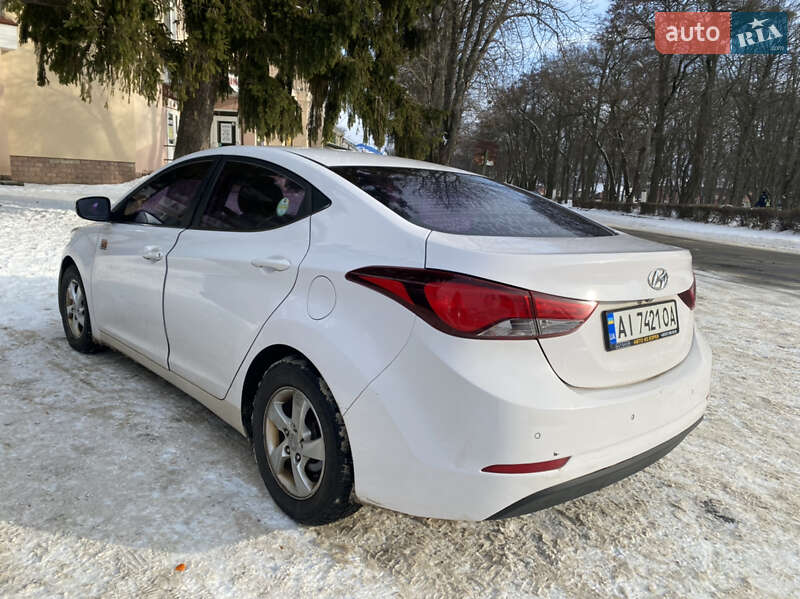 Седан Hyundai Avante 2014 в Киеве