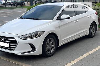Седан Hyundai Avante 2017 в Харкові