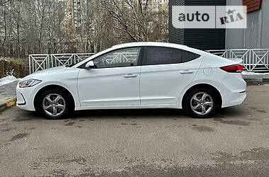 Седан Hyundai Avante 2017 в 