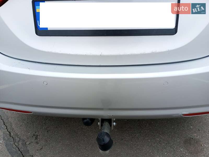 Седан Hyundai Avante 2011 в Києві